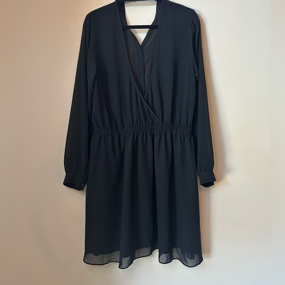 BCBGENERATION Long Sleeve Button Up Dress Size L - Picture 5 of 9